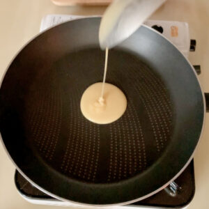 銅鑼燒做法：煎銅鑼燒